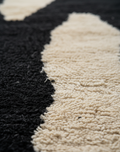 Akal - Tapis artisanal Noir & Sable (1m x 1.5m)