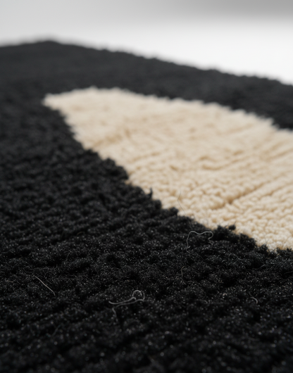 Akal - Tapis artisanal Noir & Sable (1m x 1.5m)