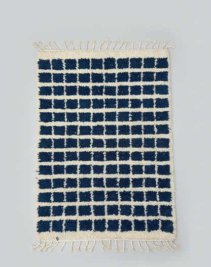 Azur Carré – Tapis Marocain Damier Blanc & Turquoise