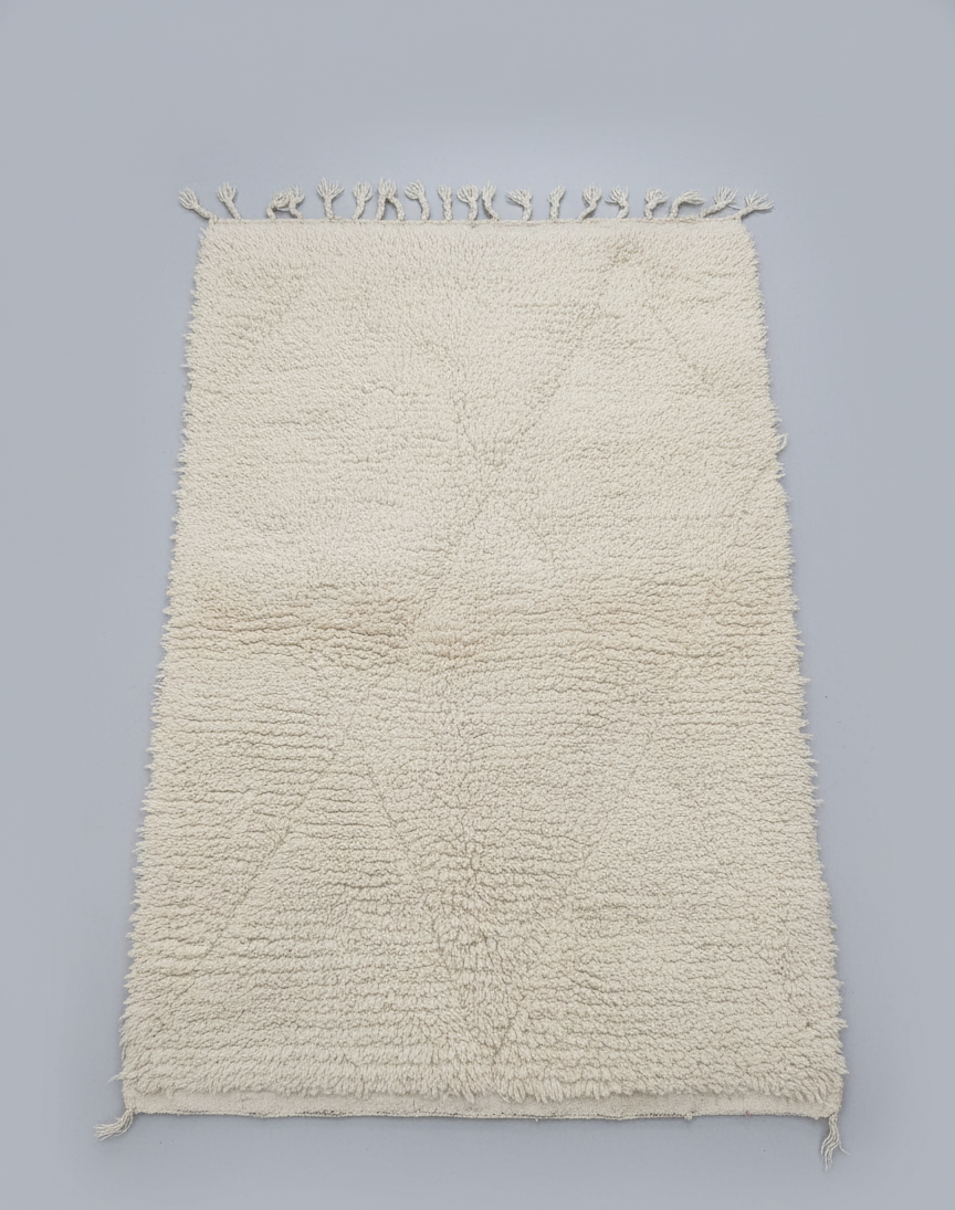 Berber Cloud – Tapis Minimaliste avec motifs sculptés