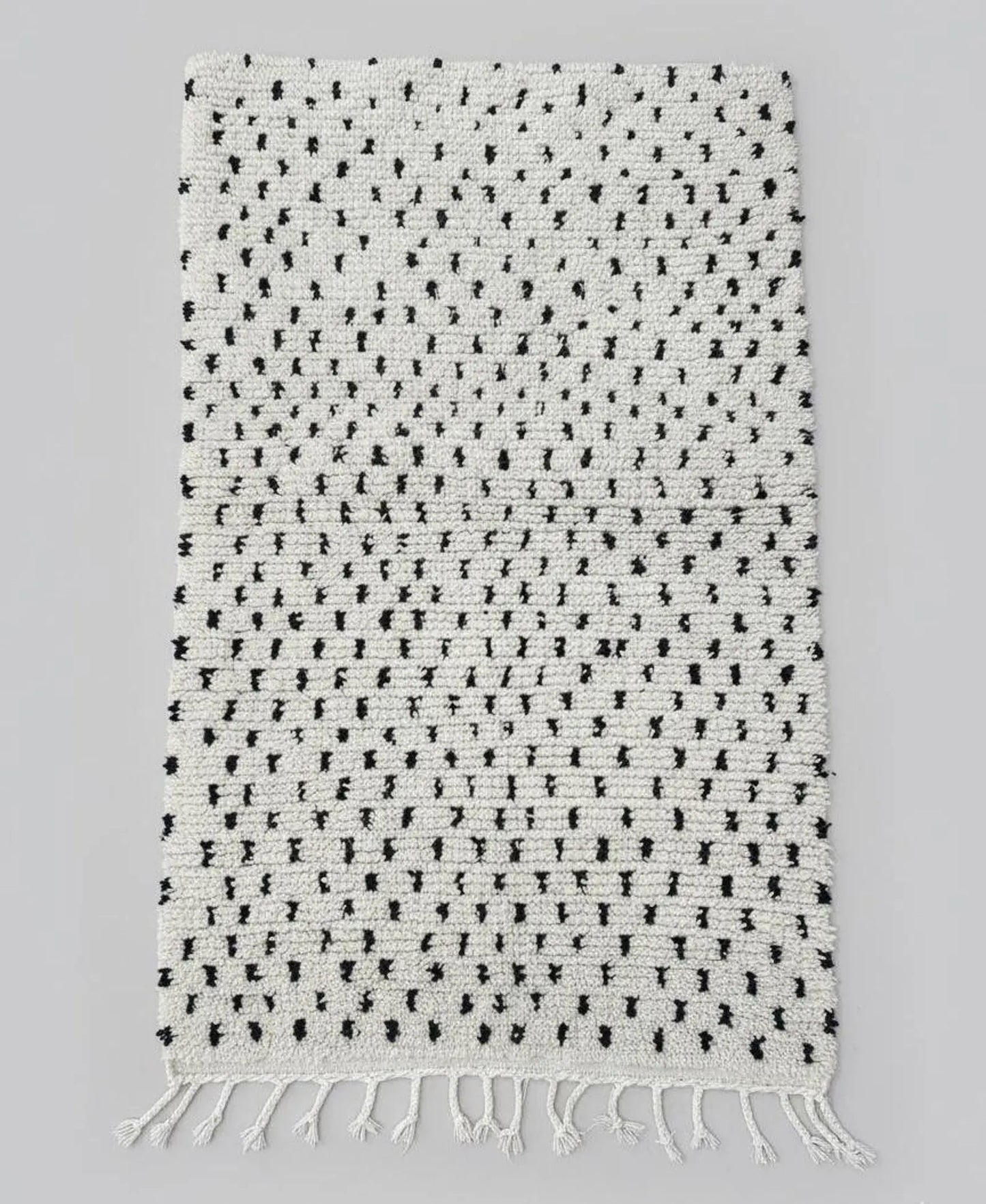 Tapis Blanc à Pois Noirs – Style Minimaliste (1.1m × 1,8m)