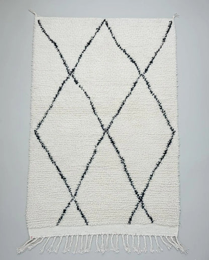 Tapis Berbère Beni Ouarain – Laine Blanche, Fait Main (1.1×1,5 m)