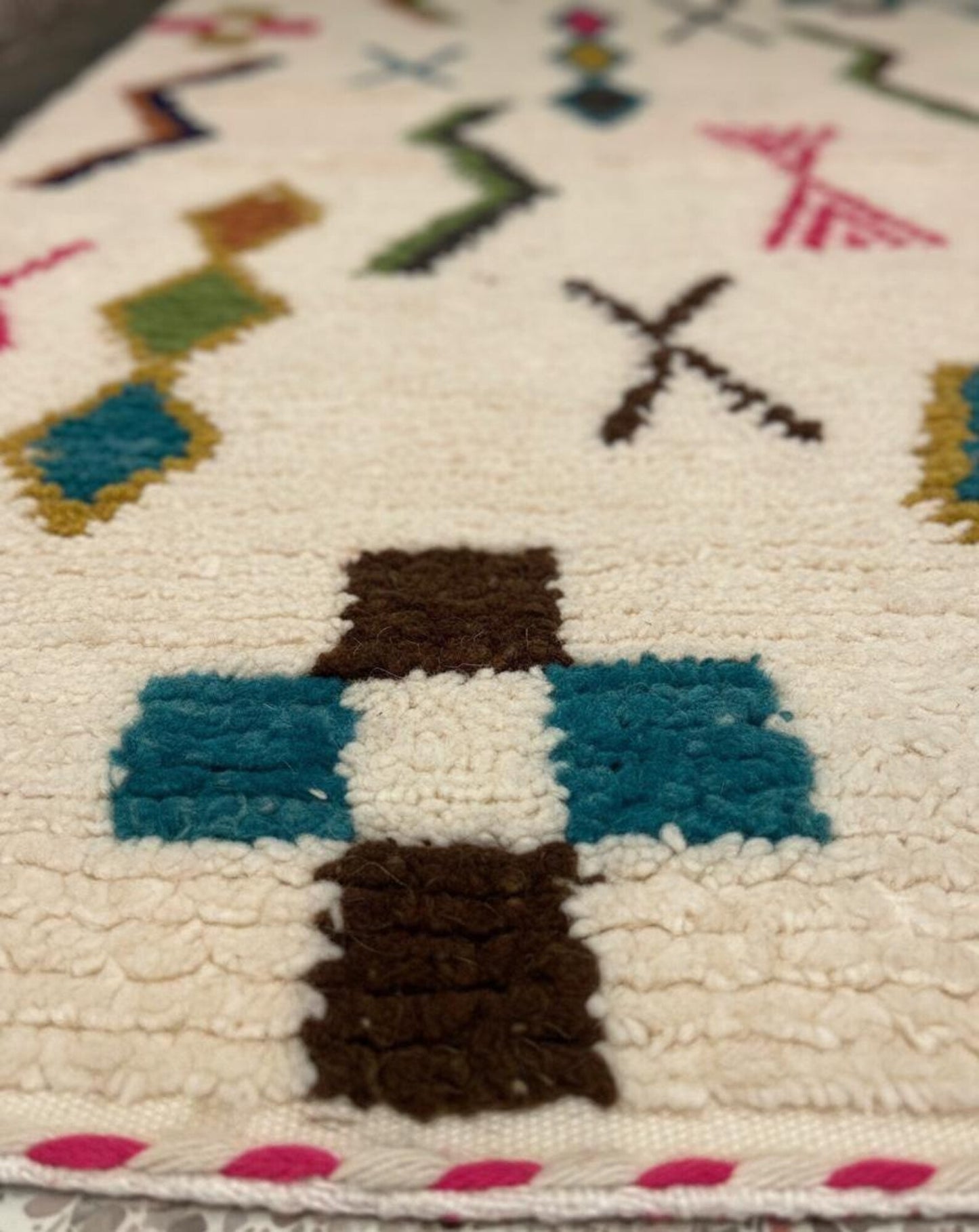 Tapis Géométrique Multicolore Amazighe  (1×1,5 m)